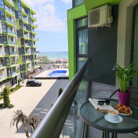 Sole Aparthotel Pool & Spa Mamaia Nord 那沃达利 外观 照片