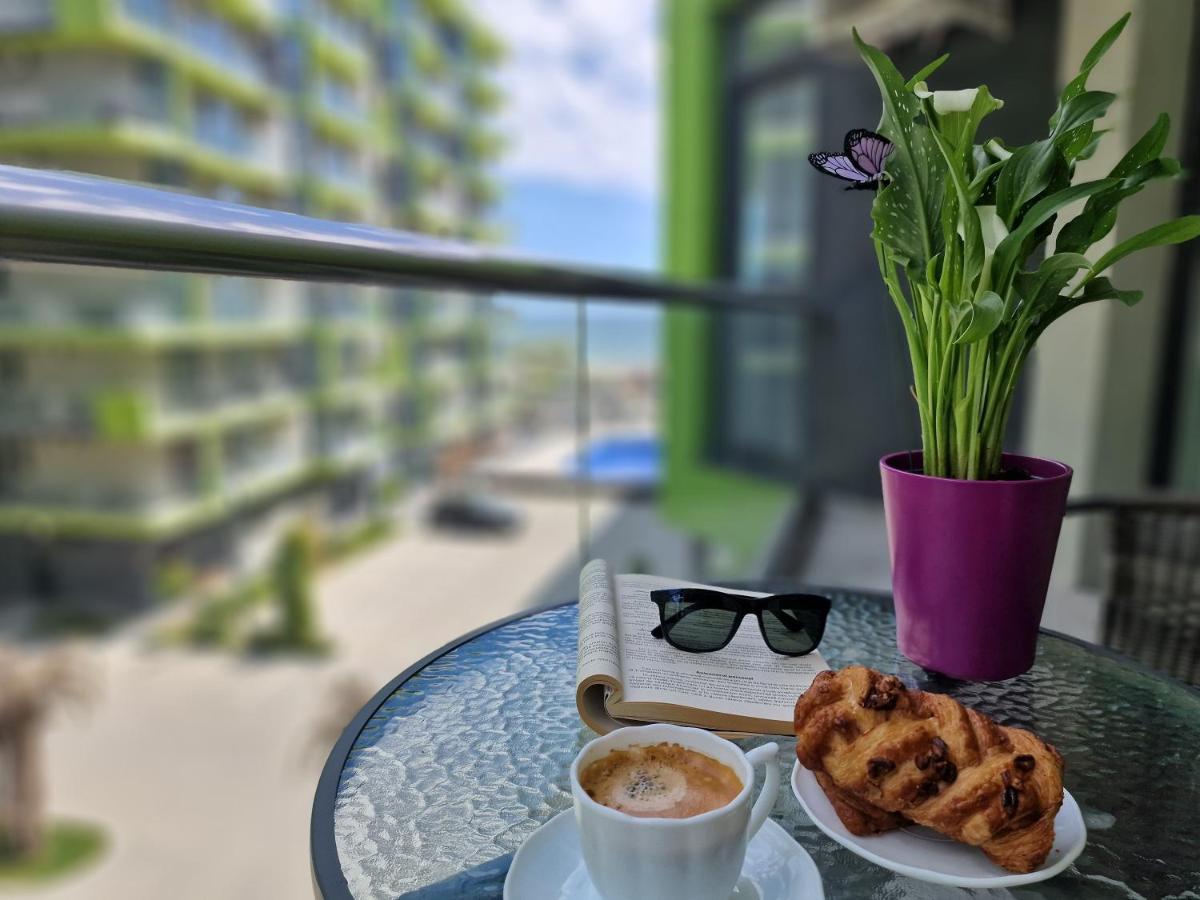 Sole Aparthotel Pool & Spa Mamaia Nord 那沃达利 外观 照片