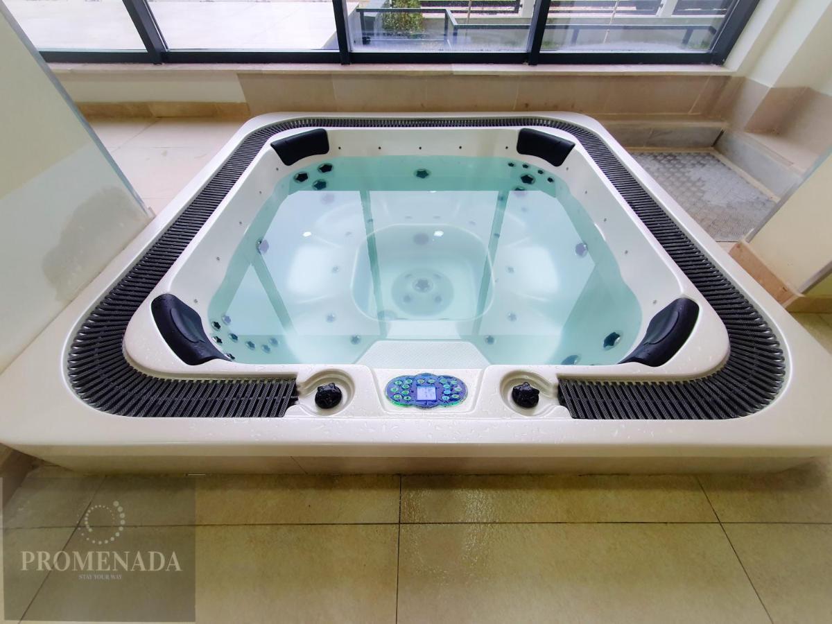 Sole Aparthotel Pool & Spa Mamaia Nord 那沃达利 外观 照片