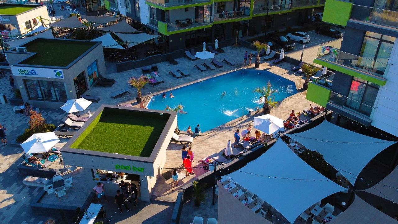 Sole Aparthotel Pool & Spa Mamaia Nord 那沃达利 外观 照片